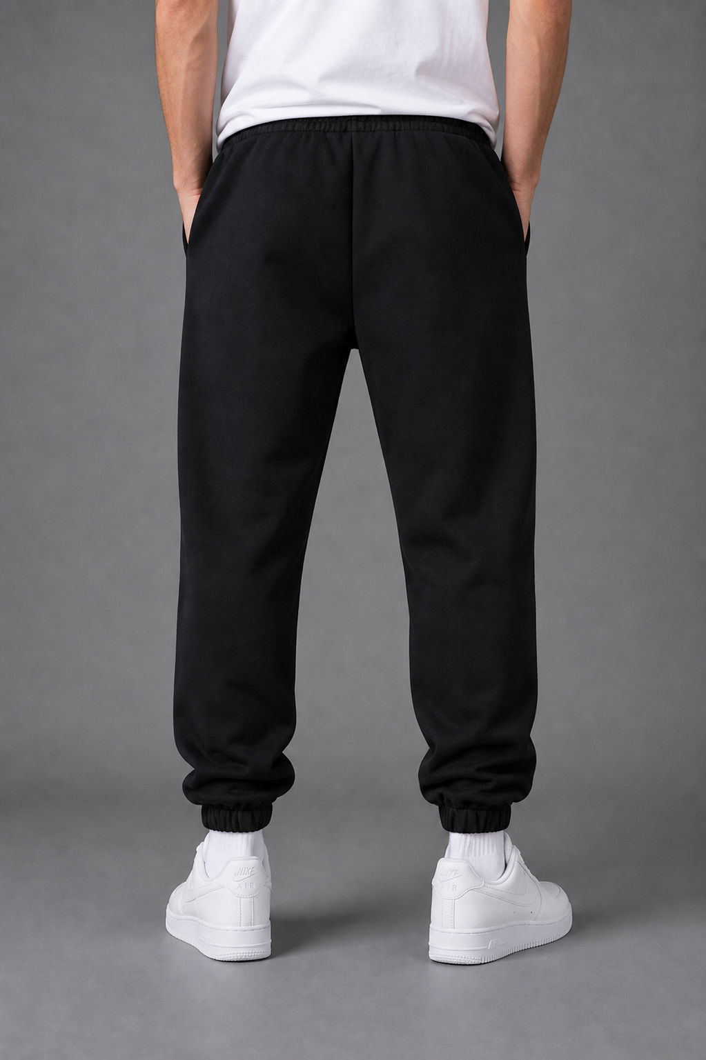 Cuffed Joggers - Black